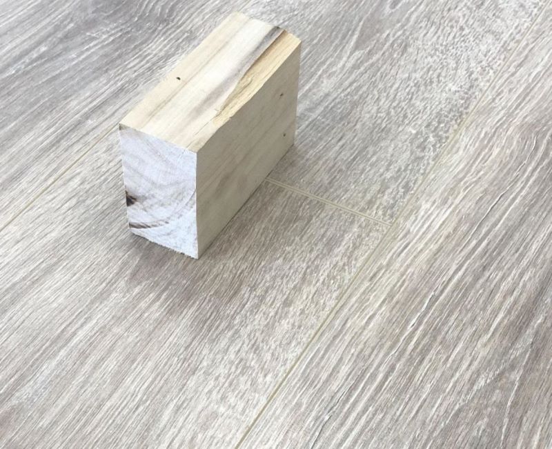 Ламинат "SunFloor" 8/32 4V Дуб Джонсон 32 (1380*193*8 мм) — купить в Севастополе