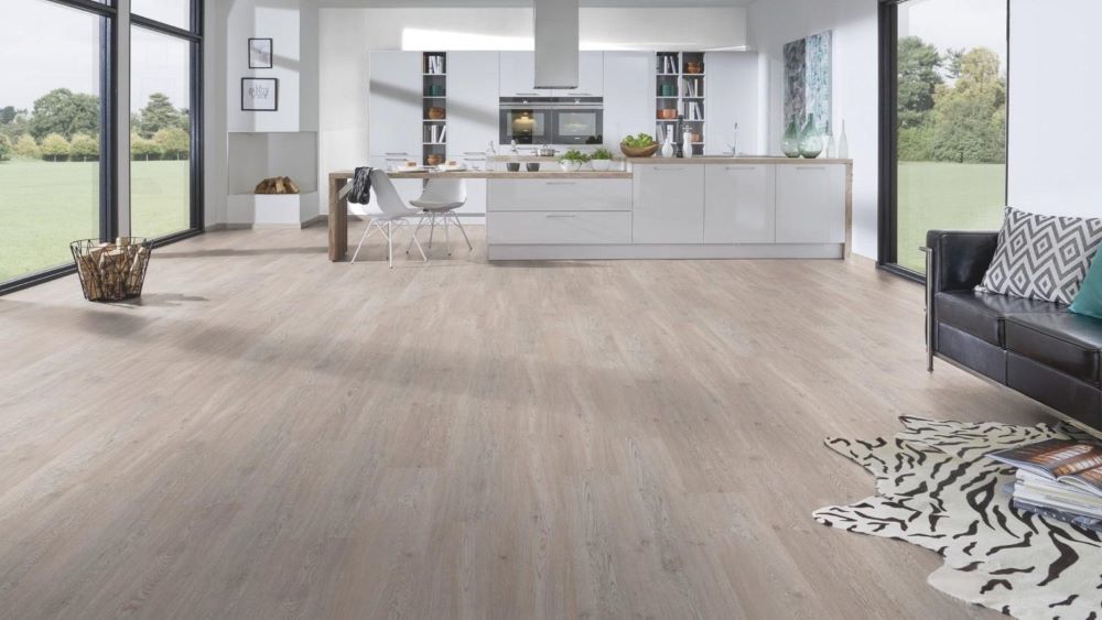 Ламинат Дуб Белый Масляный 33 класс "Krono original" Forte Classic 5552 oak (1285*192*8 мм) — купить в Севастополе