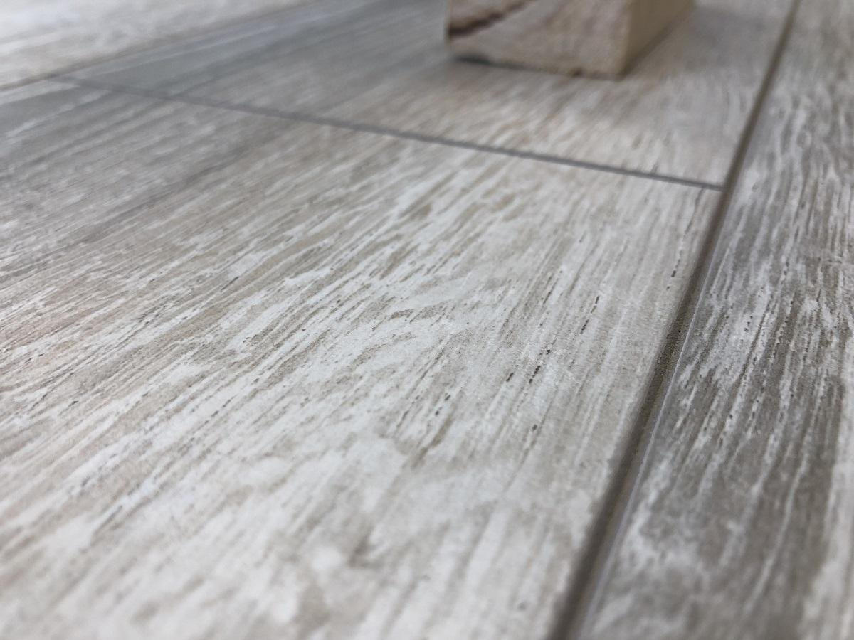 Ламинат "SunFloor" 8/33 4NV Сосна Тахо 52 (1380*159*8 мм) — купить в Севастополе