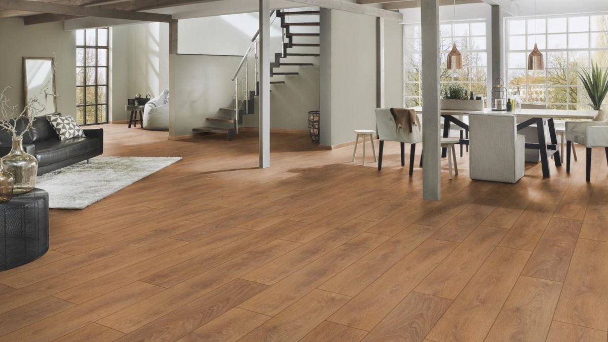 Ламинат "Kronospan" Super Natural Classic Дуб Харлех 8573 (1285*192*8 мм) — купить в Севастополе